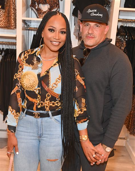 who is monyetta shaw fiance.